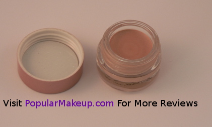 Becca Under Eye Brightening Corrector